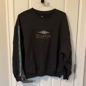 Billabong Charcoal Crewneck with Patterned Sleeve